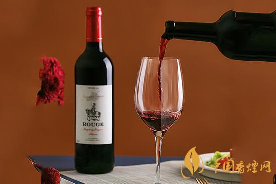 存放葡萄酒時(shí)酒瓶怎樣放置？葡萄酒存放的正確方法