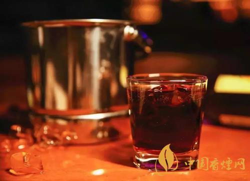 可樂桶是什么酒 非?；鸨目蓸吠罢{(diào)配方法介紹