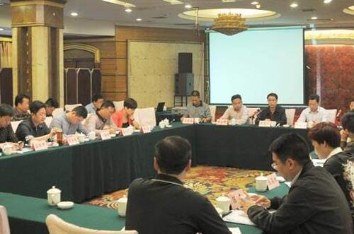 2018年卷煙營(yíng)銷(xiāo)工作打算 貫徹卷煙包裝箱循環(huán)利用和卷煙托盤(pán)聯(lián)運(yùn)任務(wù)